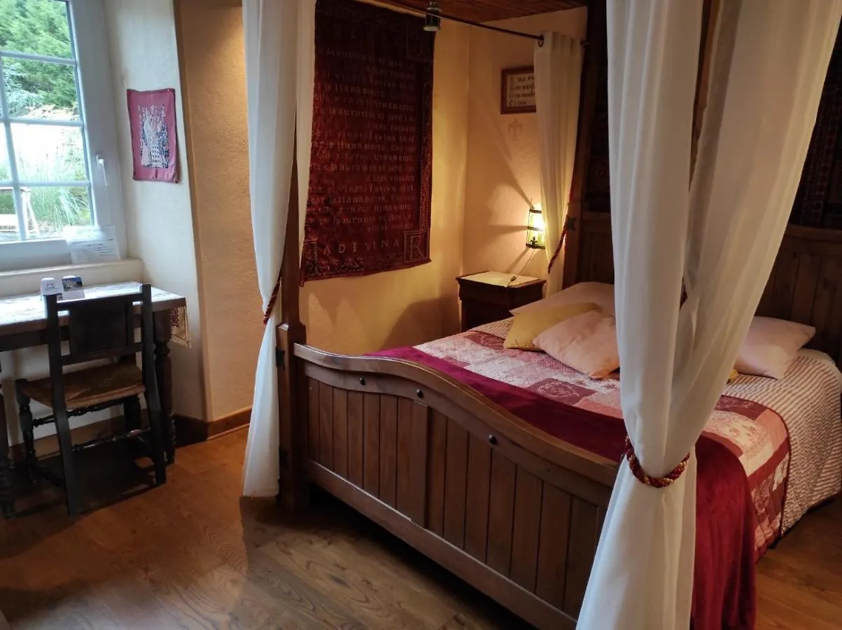 Chambres D'Hotes Au Clos Du Lit Lamballe 3*,  France