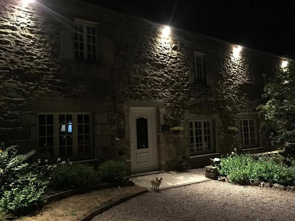 Chambres D'Hotes Au Clos Du Lit Lamballe 3*,